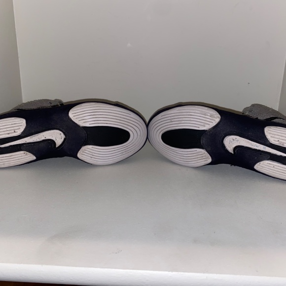 Nike inflict 3 wrestling shoes(OG color) - Picture 3 of 5
